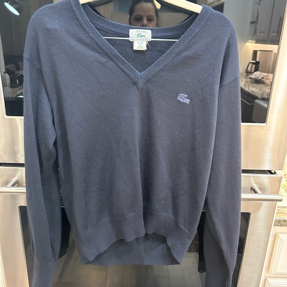 Lacoste/Izod Men's Navy V-Neck Sweater, size S. Looks like has a repair but GUC